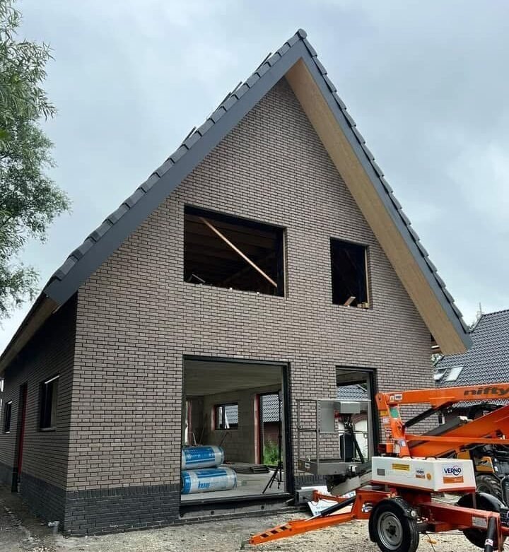 Y de Bruin Metselwerken vrijstaande woning Zwaagwesteinde .